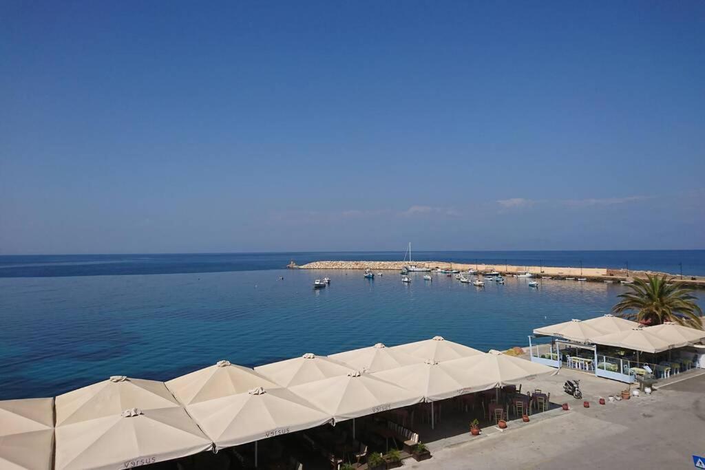 Koroni Mare -Sea View Apartment/Διαμέρισμα Με Θέα Στην Θάλασσα Exterior photo
